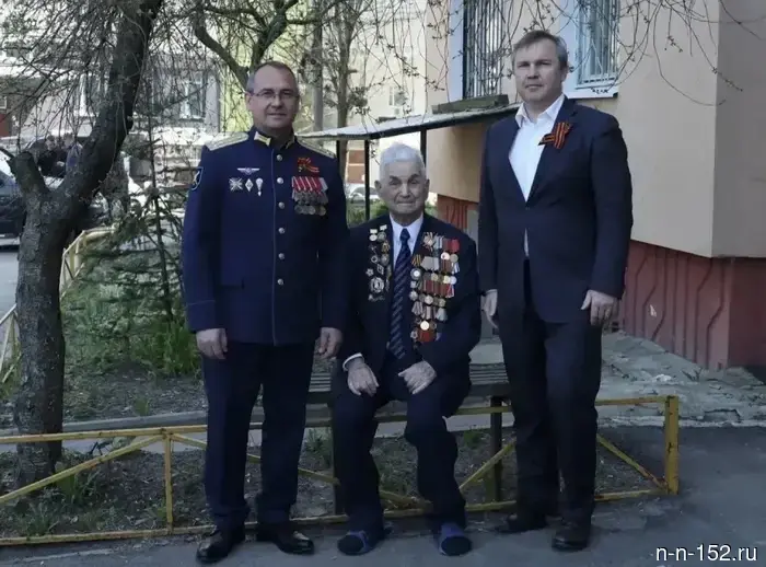 Евгений Чинцов встретился с ветераном войны Григорием Гребенюком накануне 9 Мая.