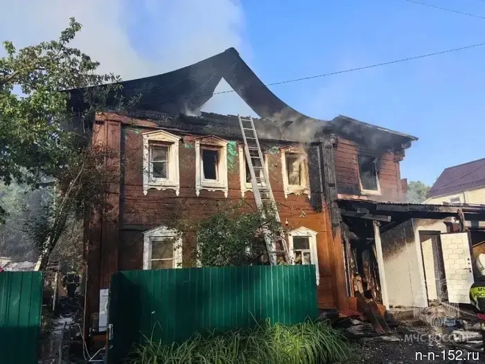 Годовалый малыш пострадал в результате большого пожара в Нижнем Новгороде.