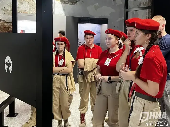 Remembrance Vigil: Nizhny Novgorod schoolchildren paid tribute to the victims of the Beslan tragedy.