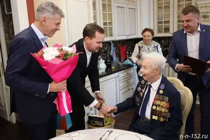 World War II veteran Evgeny Ivanovich Makarov celebrated his 100th birthday.