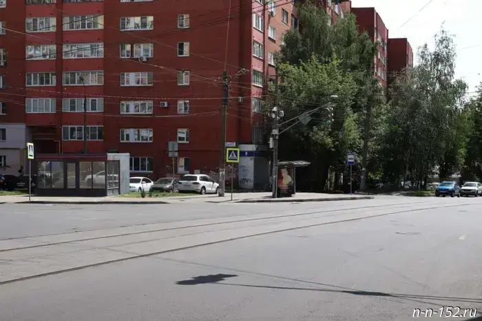 One-way traffic will be introduced on Osharskaya due to tram track repairs.
