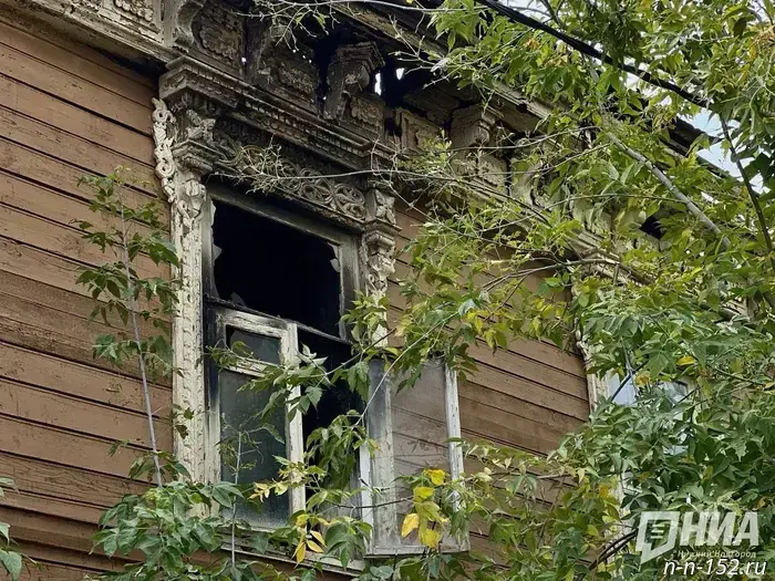 Photos of merchant Guzeev's burned shop in Nizhny Novgorod have been published.