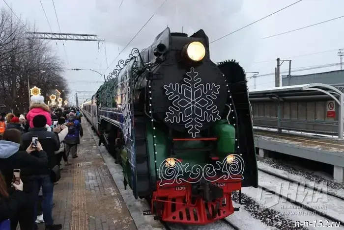 Жители Нижнего Новгорода смогут приобрести билеты на Поезд Деда Мороза 27 ноября.