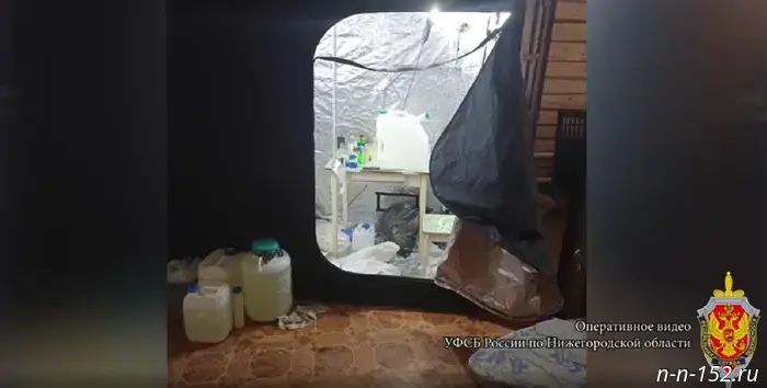 ФСБ выявила подпольную нарколабораторию в Нижегородской области.