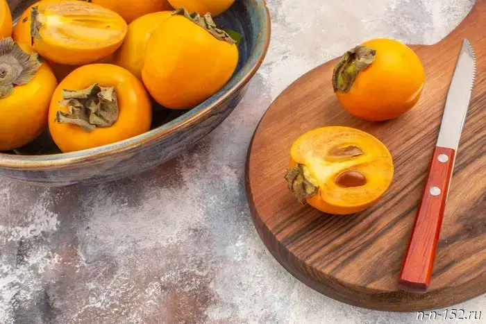 Not astringent but melts in your mouth: simple rules for choosing delicious persimmons