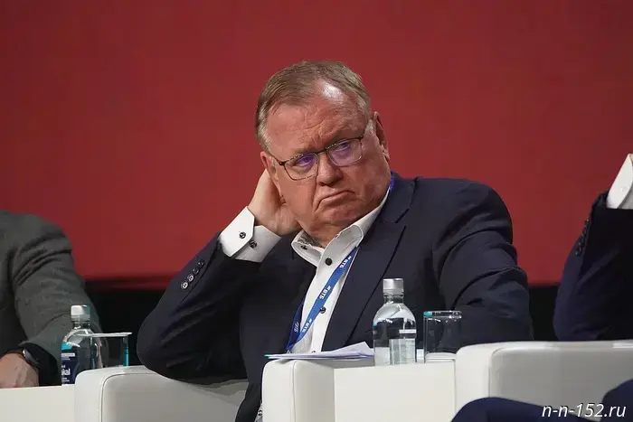 Андрей Костин заявил, что банки маркетплейсов должны приобрести статус системно значимых.