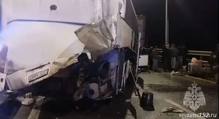 14 человек были госпитализированы после дорожно-транспортного происшествия на М-12 в Арзамасском районе.