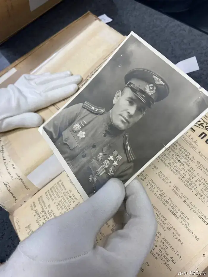 К Дню города была представлена архивная выставка, посвященная вкладу Горького в авиацию.