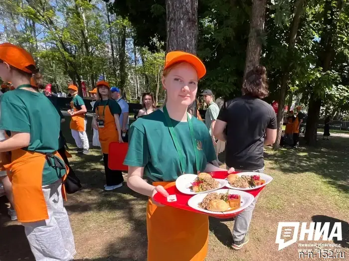 «За одним столом»: в Нижнем Новгороде начался масштабный гастрофестиваль.