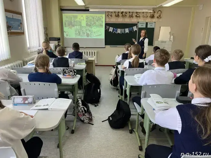 В нижегородских школах вновь звучат мелодии вместо звонков.