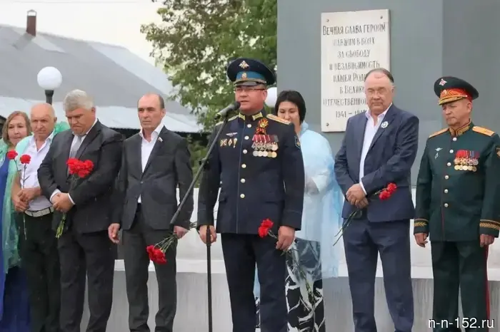 Евгений Чинцов присутствовал на церемонии открытия памятника летчику Александру Молеву.