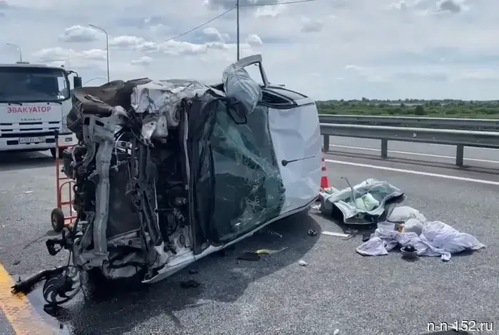A woman and a teenager were injured in a traffic accident on the M-12 highway in the Navashinsky district.
