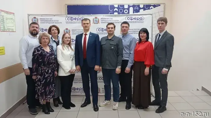 Елена Владимировна Блохина, преподаватель Павловского техникума народных художественных промыслов России, входит в число лучших педагогов региона.