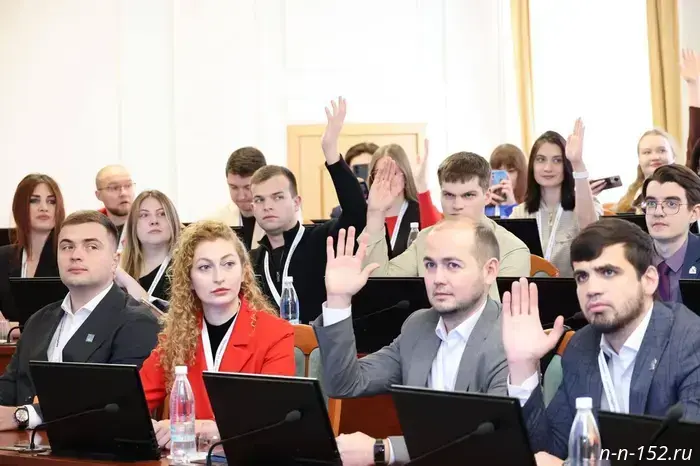 Yevgeny Lyulin told young politicians how to achieve results in public service.