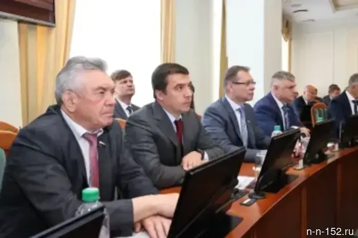 Minister Roman Vorobyov reported on the state and prospects for the development of the hunting economy in the region during the Government Hour at the meeting of the regional Legislative Assembly.