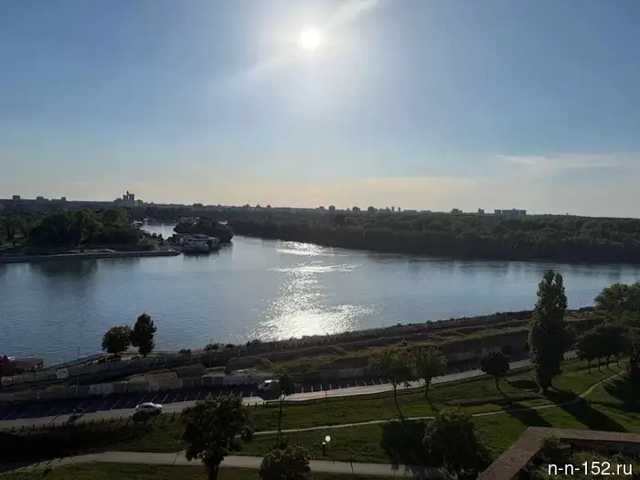 Oleg Berkovich checked the meme about the similarity between Nizhny Novgorod and Belgrade.