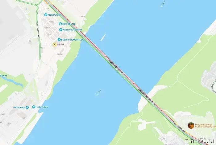 19 июня на Мызинском мосту произошло ДТП с бетономешалкой, что привело к парализации движения.