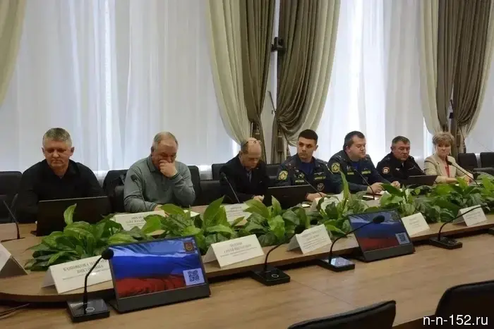 Городская комиссия по предупреждению и ликвидации чрезвычайных ситуаций, возглавляемая первым заместителем главы Дзержинска Глебом Андреевым, подвела итоги подготовки к весеннему повышению уровня воды.