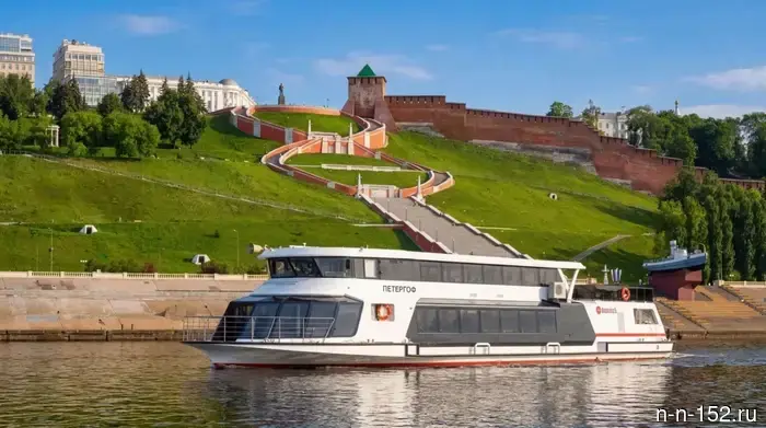 The electric vessel "Peterhof" has made its debut on the route in Nizhny Novgorod.