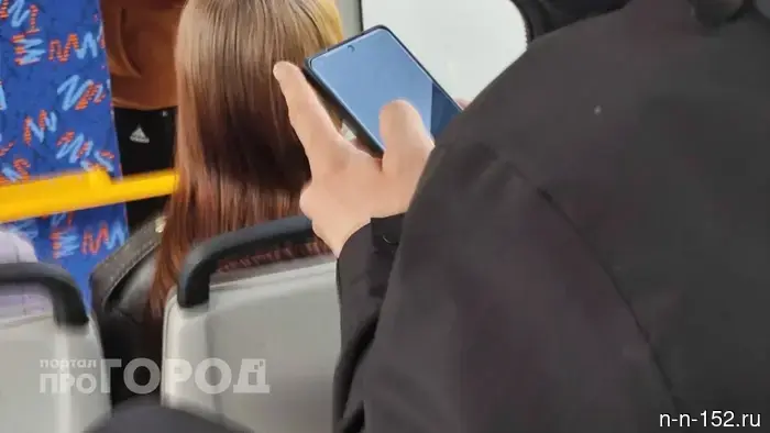 Dzerzhinets transferred almost 2 million rubles to fraudsters, taking them from other people.