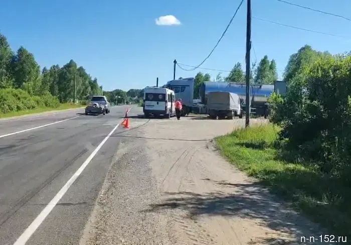 Details have emerged about the accident involving a minibus and trucks in Bor.