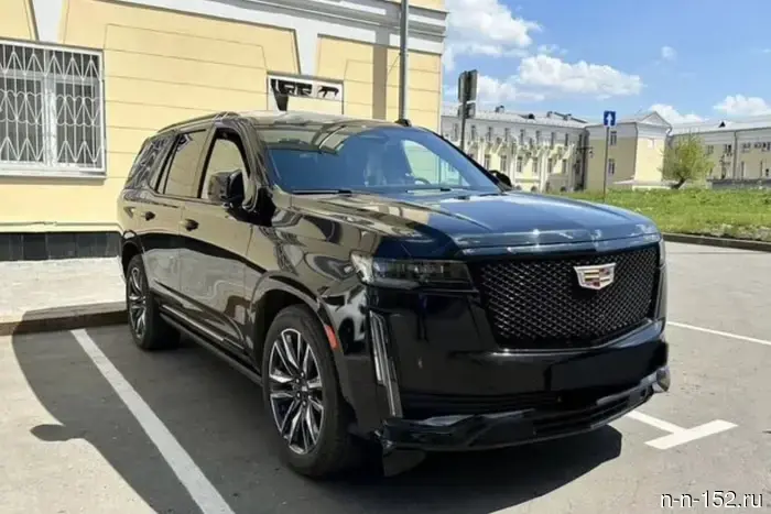 A Cadillac belonging to Roman Abramovich is being sold in Nizhny Novgorod for 16.6 million rubles.