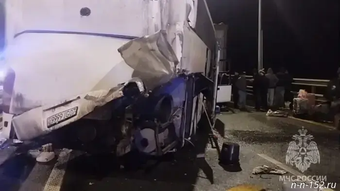 A video from the scene of a multi-bus pileup in the Nizhny Novgorod region has been released.