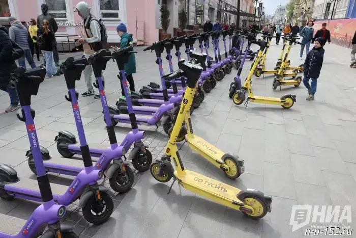 Authorities in Nizhny Novgorod have begun to reassess the placement of e-scooter parking.