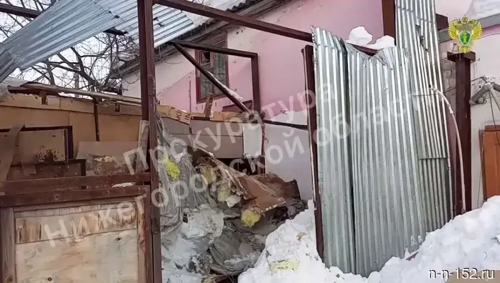 The teenager who died in the roof collapse in Sormovo was 13 years old.