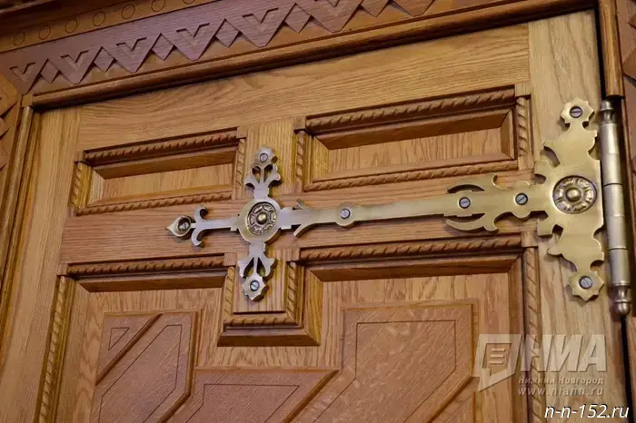 The Obolensky estate in the Vorotynsky District has been put up for auction.