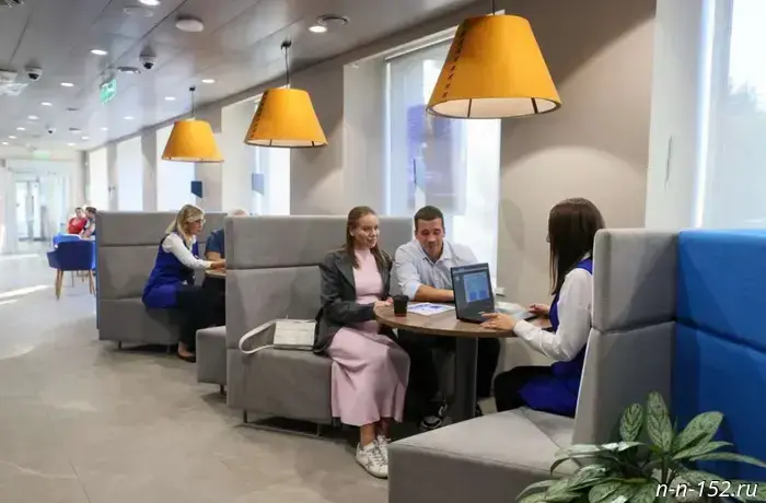 VTB found out how much spare money Russians keep on their cards.