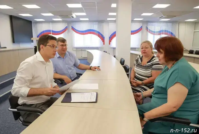 The mayor of Nizhny Novgorod held his first personal meeting with residents of Kstovo.