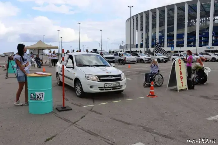 The "Inva Drive" car rally brought together drivers with disabilities in Nizhny Novgorod.
