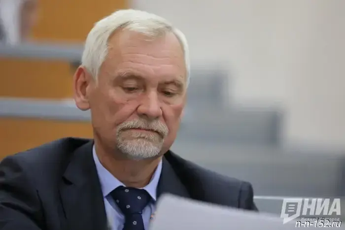 Булавинов поделился информацией о своих отношениях с бывшей супругой, с которой он ведет судебные разбирательства по поводу имущества.