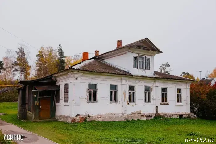 Merchant Ryazanov's house in Gorodets is being sold for almost 4 million rubles.