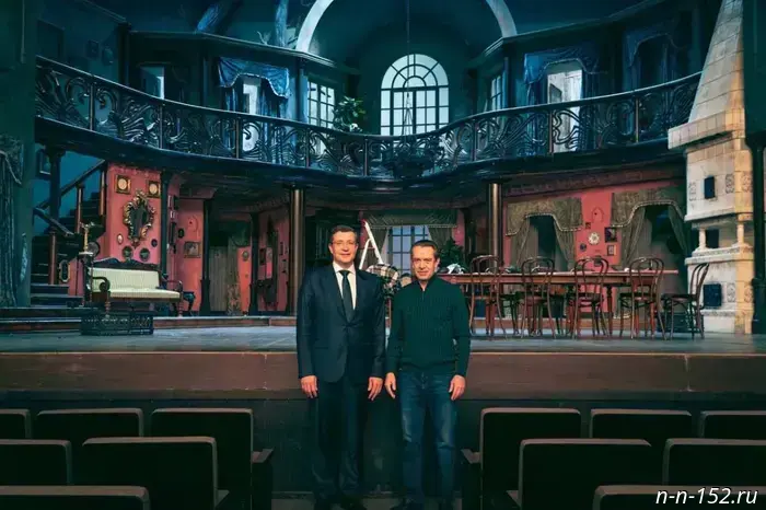 Глеб Никитин и Владимир Машков провели обсуждение по поводу юбилея Союза театральных работников.