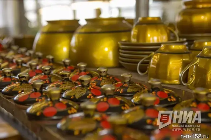 Nizhny Novgorod crafts have maintained demand despite economic difficulties.