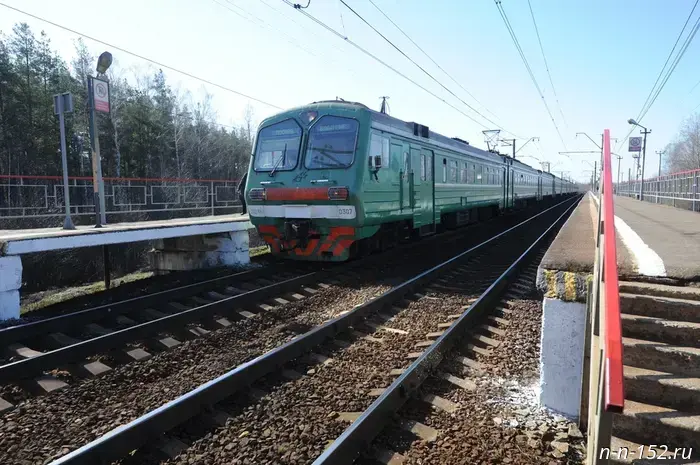 A train fatally struck a man in Nizhny Novgorod.