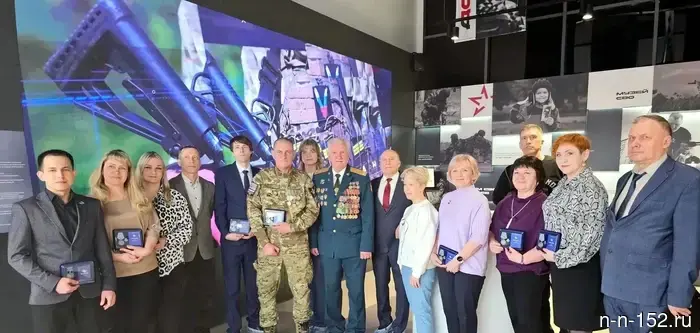 Врачей из Нижнего Новгорода наградили за их труд в зоне специальной военной операции.