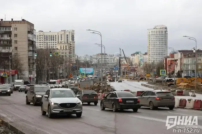 Photos of the parallel road to Rodionov Street in Nizhny Novgorod have been published.