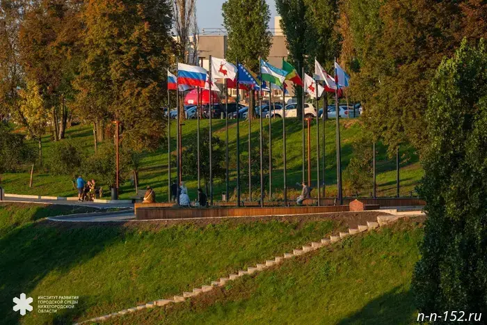 Обновленная Аллея Дружбы теперь открыта для прогулок в Нижнем Новгороде.