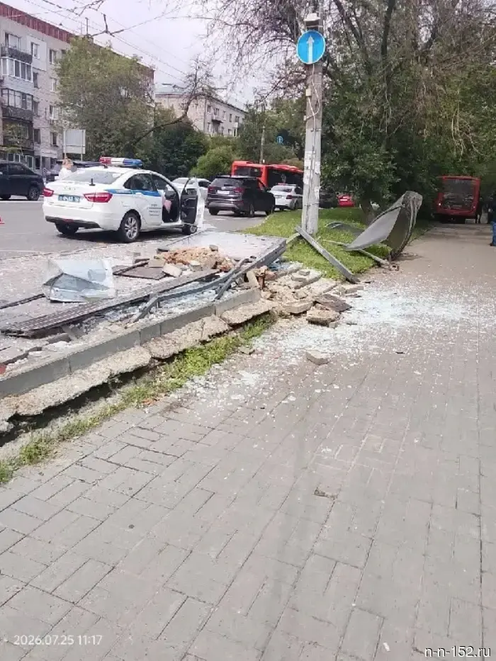 Accident with a bus on Vaneeva Street