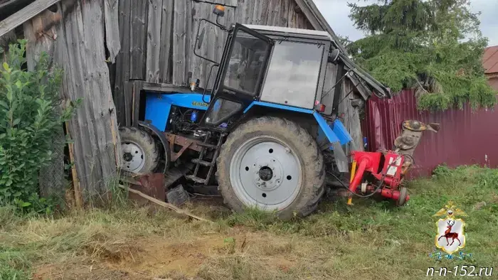 Drunk man on stolen tractor involved in an accident in Shatkovsky district