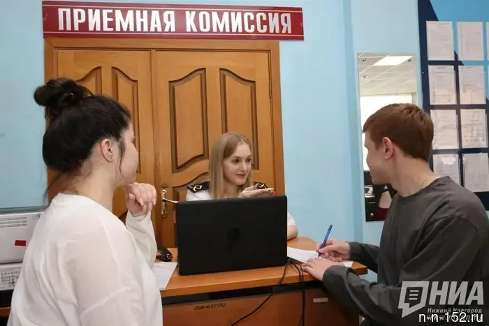 Стало известно, в какие учебные заведения планируют поступать выпускники из Нижнего Новгорода.