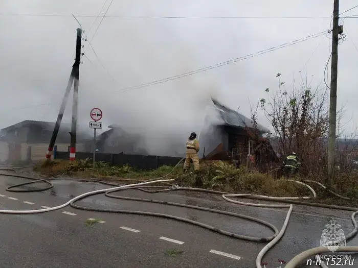 A residential house in the Urensky district caught fire due to a child playing with fire.