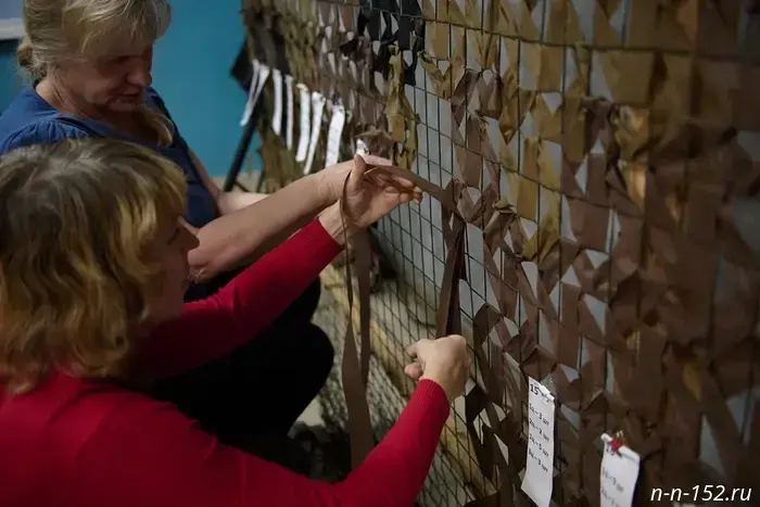 Социальные участковые из Нижнего Новгорода организовали мастер-классы в поддержку СВО.