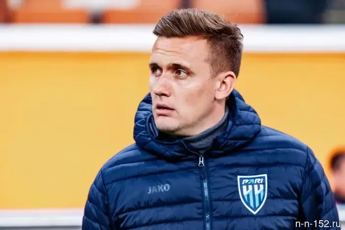 Shpilevsky accused the goalkeeper of "Pari NN" of hypocrisy after swearing at the fans.