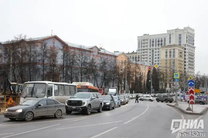 Photos of the parallel road to Rodionov Street in Nizhny Novgorod have been published.