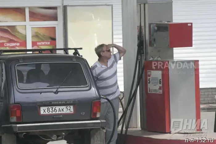 Expert Yushkov explained the gasoline shortage at Russian gas stations.