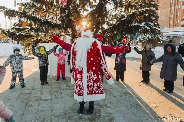 Соседские торжества «Новый год в каждом дворе!» будут продолжаться до 8 января: участие в проекте уже приняли более семи тысяч жителей Нижнего Новгорода.